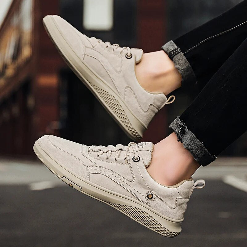 Comfortable men's everyday sneakers, retro 1987 style for a casual and versatile look.