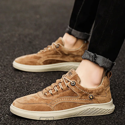 Men's retro footwear, 1987 casual sneakers, offering superior comfort for everyday use.