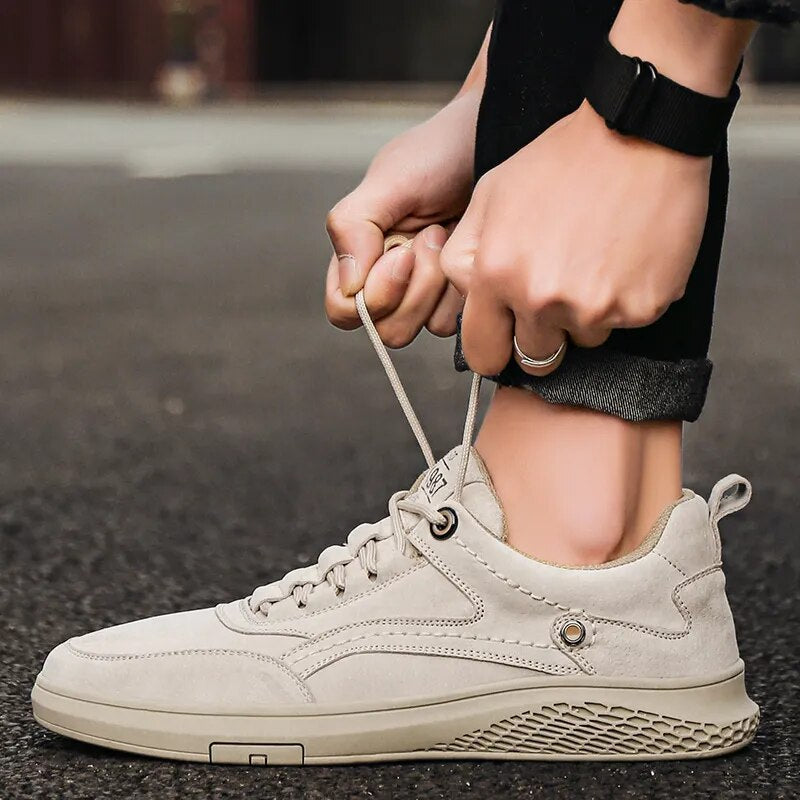 Men's 1987 retro sneakers, casual and comfortable, great for everyday stylish wear.