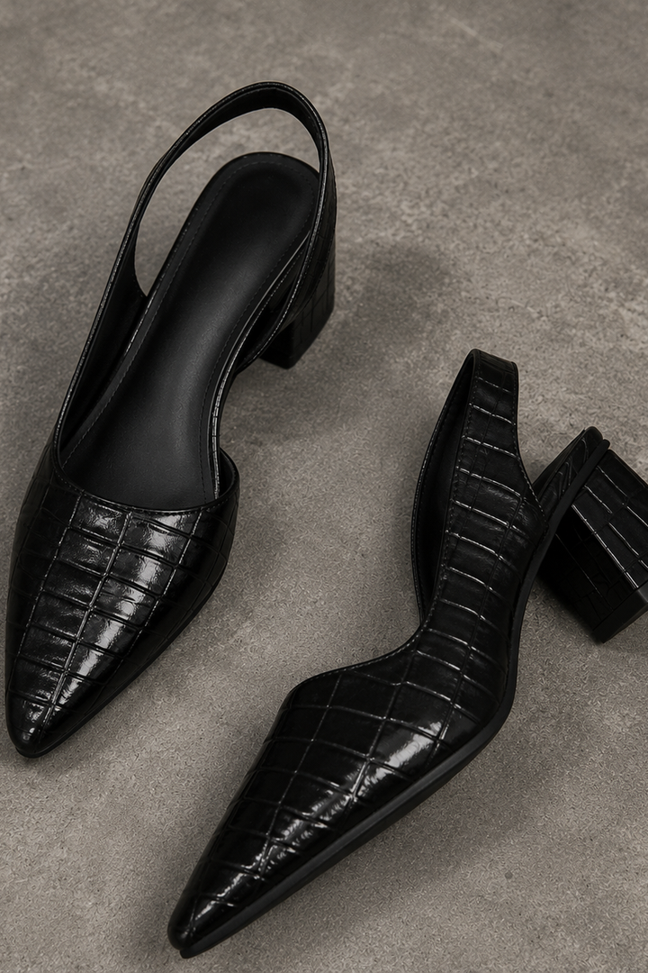 Elegant black heeled shoes for women, comfortable & versatile. Ideal for formal events, office wear & everyday.