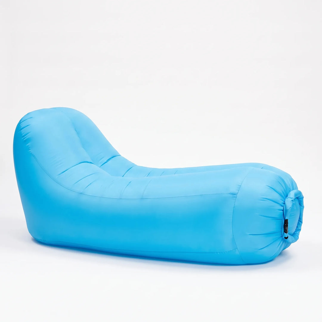 Relax in style with this comfortable inflatable outdoor lounge chair, perfect for any outdoor adventure.