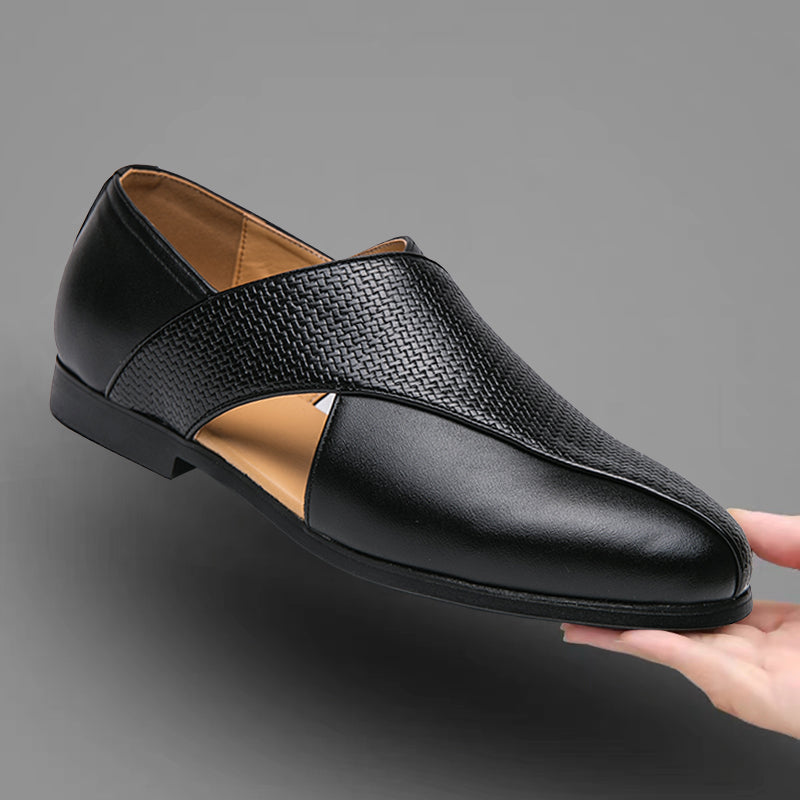 Men's versatile loafers, perfect go-to shoes for both casual and semi-formal events.