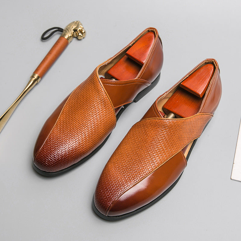 Versatile men's footwear: slip-on loafers combining classic style with ultimate comfort.