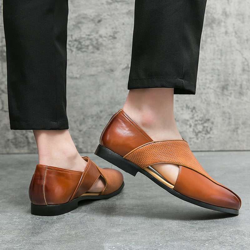 Timeless men's casual loafers, a blend of comfort and classic elegance for any outfit.