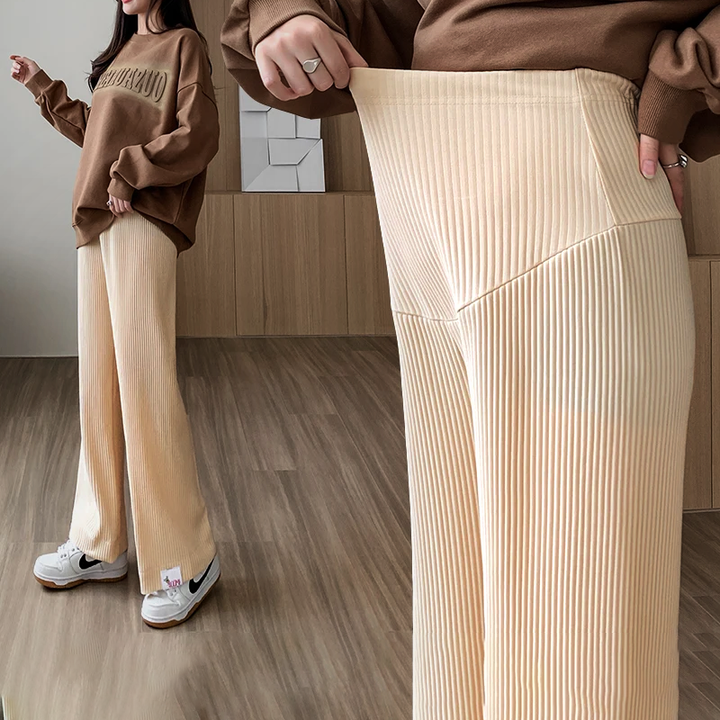 Comfortable wide leg maternity pants for women, high-waisted stretch for stylish pregnancy fashion.