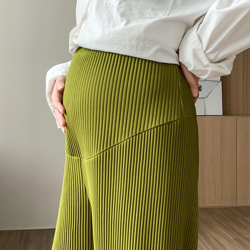 Stretchy wide leg maternity pants for women, high-waisted and comfortable for pregnancy fashion.