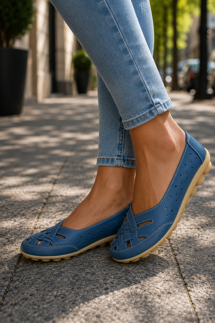 Stylish white ballet flats for women, versatile footwear ideal for daily wear, office, or casual fashion outfits.