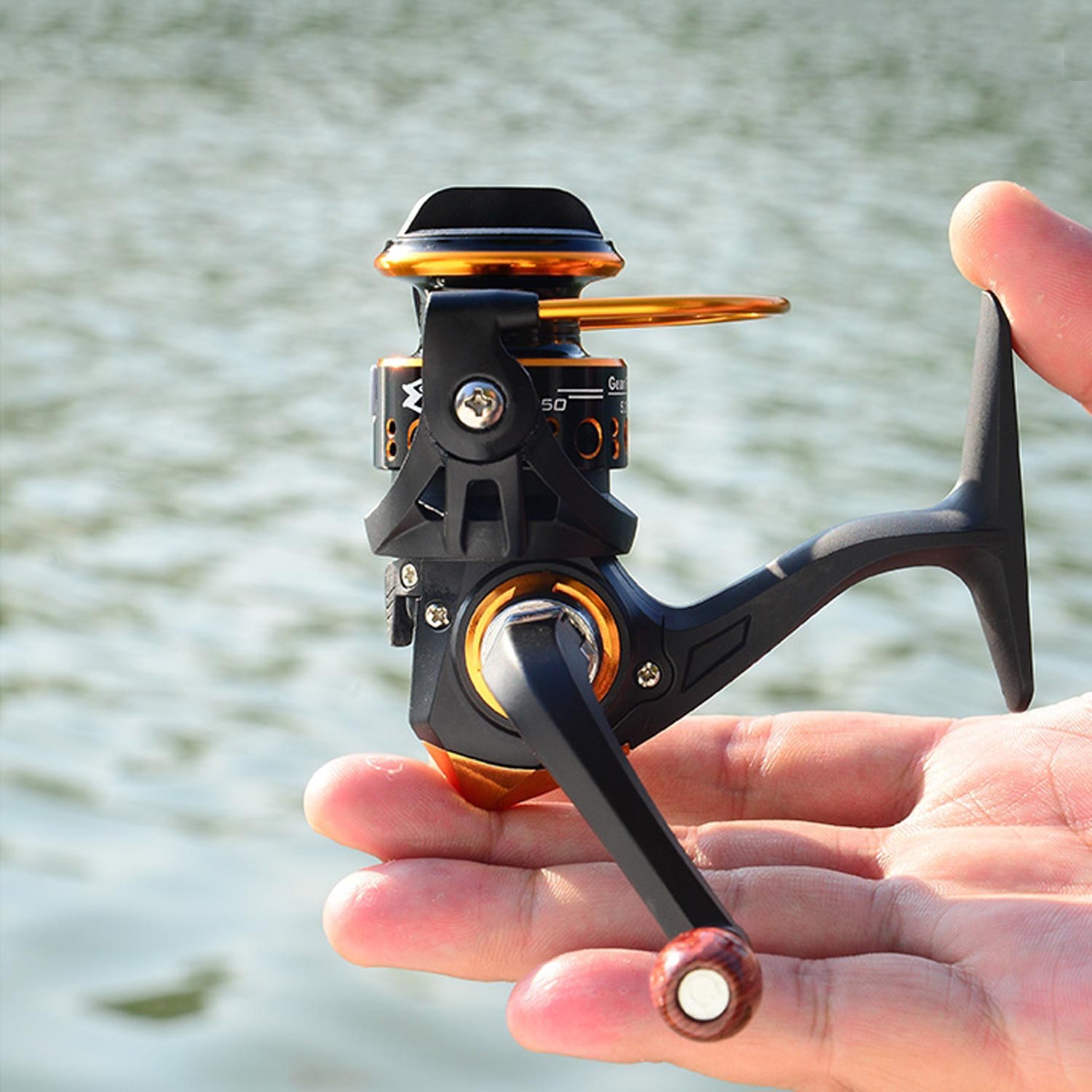 Compact spinning reel, your go-to gear for successful freshwater fishing trips