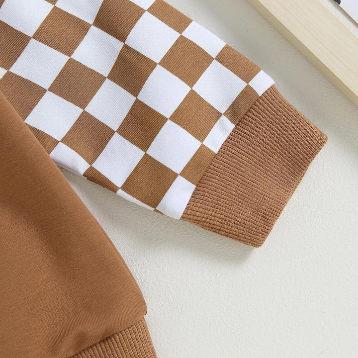 Comfortable baby winter jogger set, featuring a stylish contrast top.