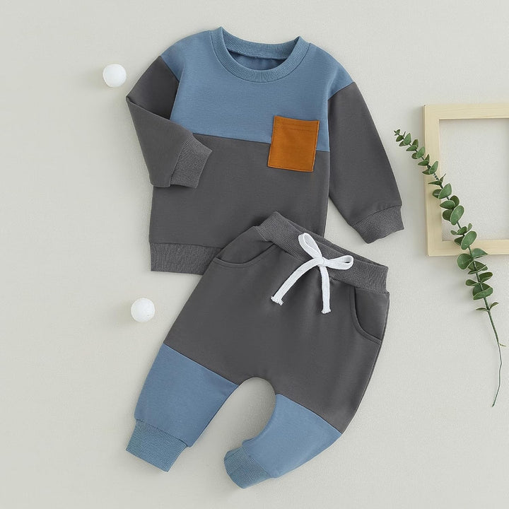 Essential baby winter outfit: contrast sweatshirt & versatile jogger trousers.