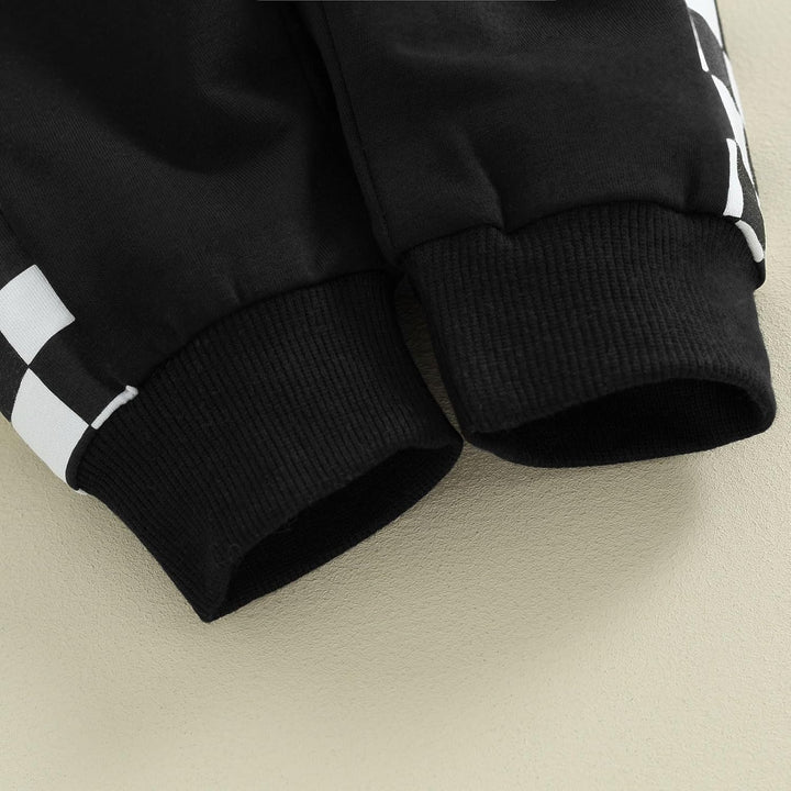 School-day baby winter jogger: contrast sweatshirt & comfy trousers.