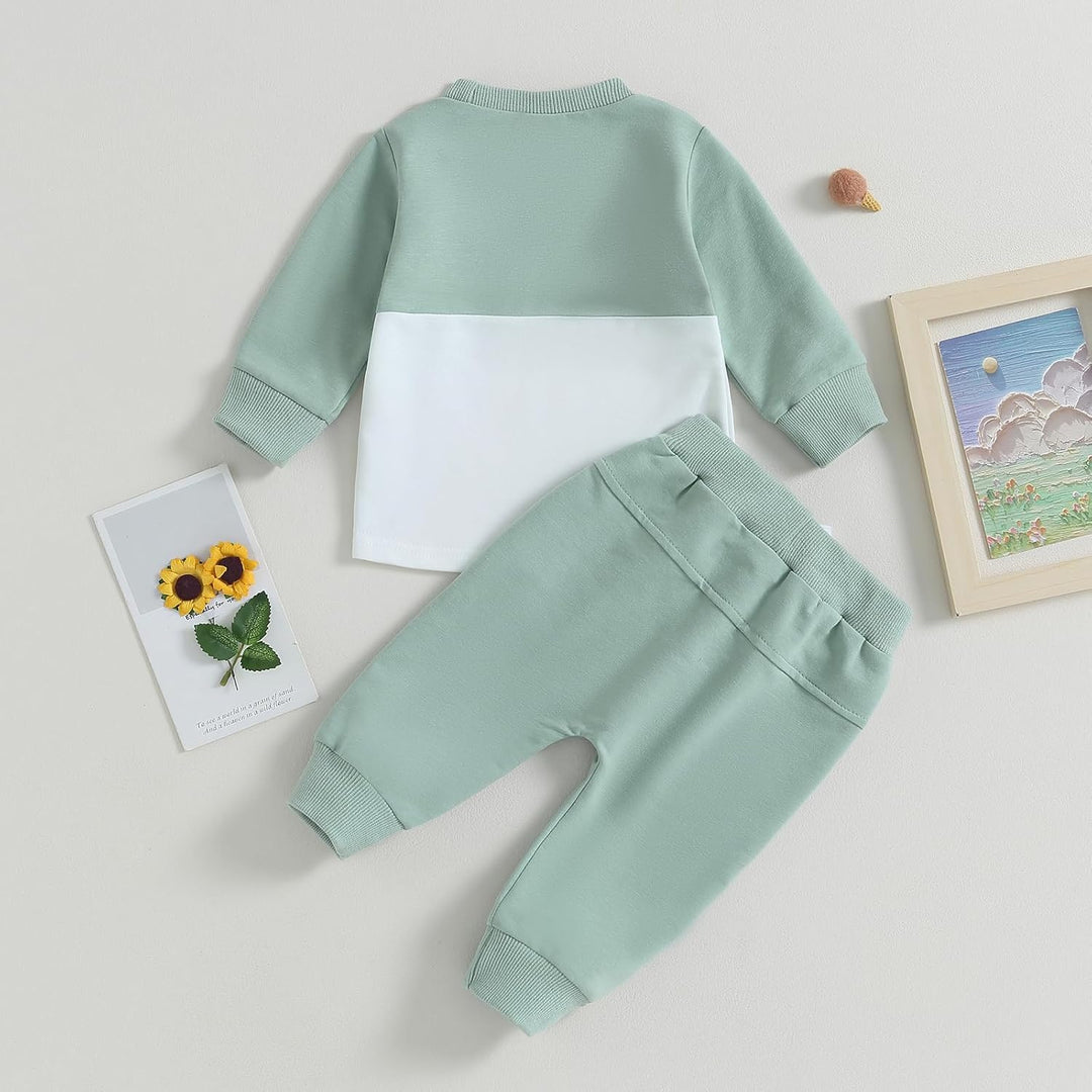 Photo shoot baby winter set: contrast sweatshirt & stylish jogger trousers.