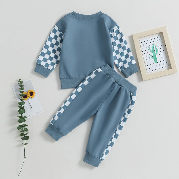 Easy dressing baby winter set: contrast sweatshirt & pull-on jogger trousers.