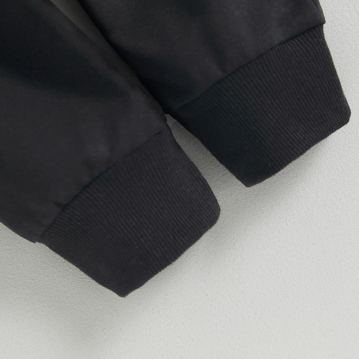 Grow-into baby winter jogger: contrast top & flexible trousers.