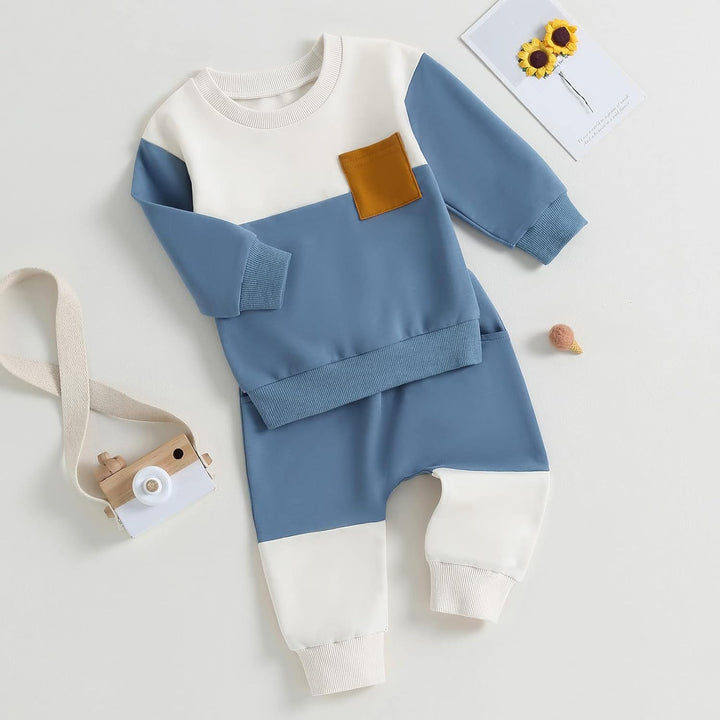 Memory-making baby winter set: contrast sweatshirt & adorable jogger trousers.