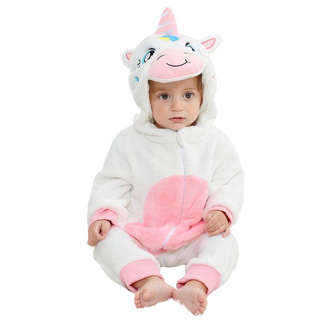 Cozy hooded flannel baby onesie for winter warmth and comfortable sleep.