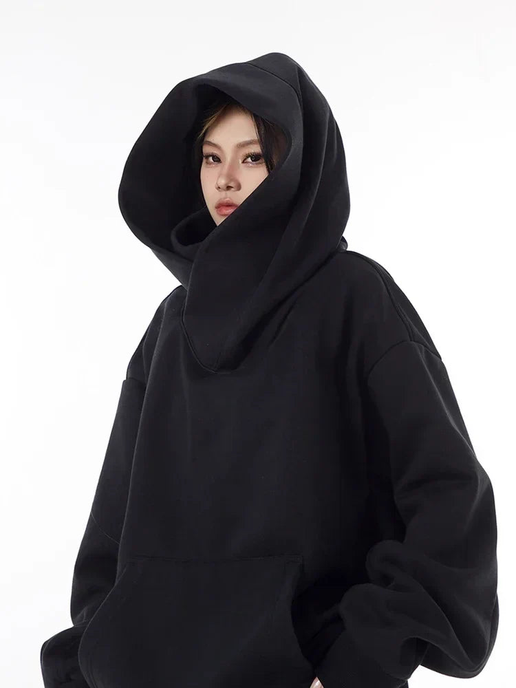 Soft, comfortable women's oversized hoodie, ideal for everyday style and athleisure wear.