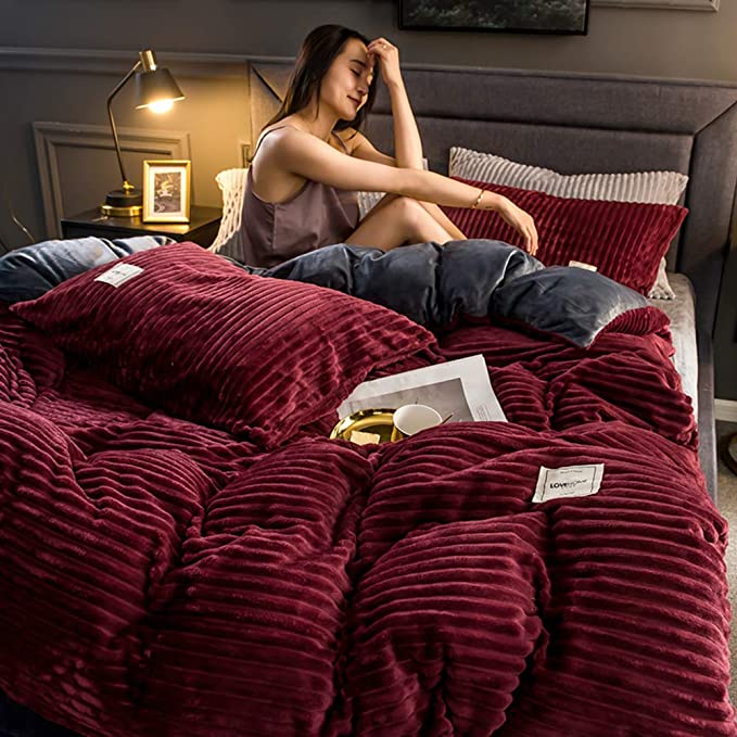 Plush, ultra-soft winter duvet, warm fleece bedding for ultimate comfort & home decor. Cozy bedroom staple.