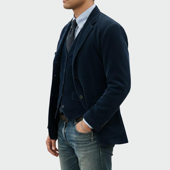 Dapper men's 2-piece suit set featuring a stylish blazer & matching vest for elegant occasion wear.