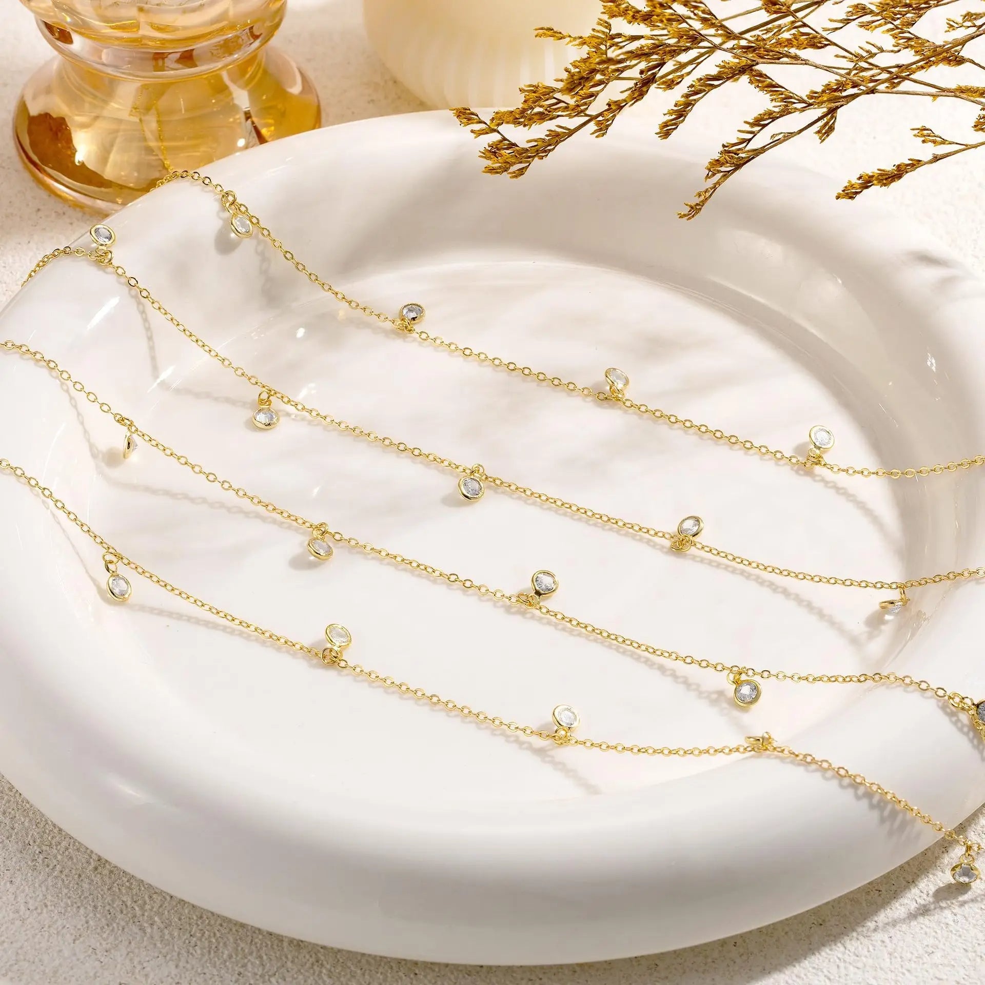 Dazzling double-layer gold plated waist chain, adjustable crystal body chain, elegant women's layering jewelry.