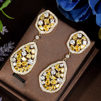 Elegant women's drop earrings: dazzling green & silver design, radiant sparkle, and lightweight comfort.