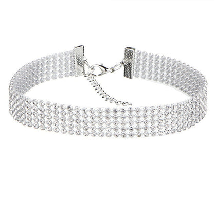 Statement crystal choker necklace, a luxurious women's jewelry piece with brilliant rhinestones.