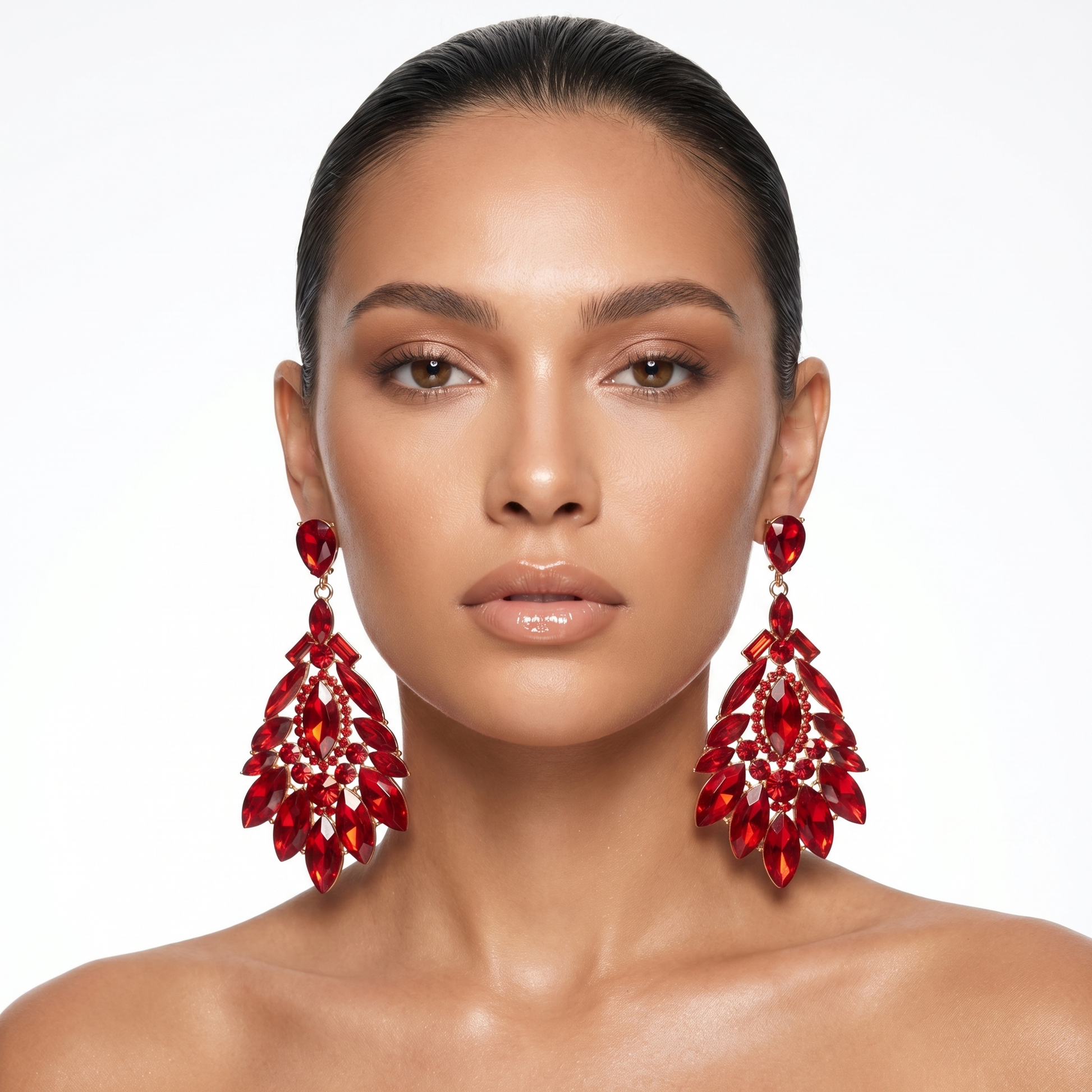 Dazzling women's drop crystal earrings, elegant fashion accessory with sparkling dangle crystals.