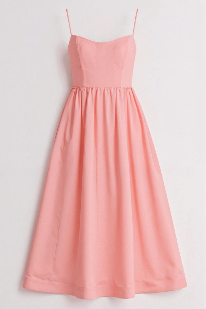 Comfortable Women's Spaghetti Strap Midi Sundress. Flowing midi dress, perfect for summer comfort & style.