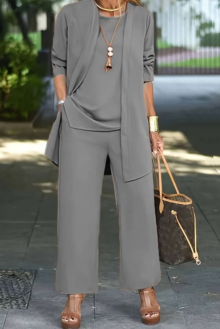 Versatile women's summer 3-piece set, perfect as loungewear, beach coverup, or vacation outfit.