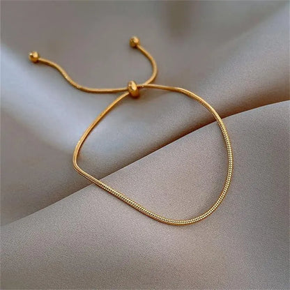 Delicate silver adjustable chain anklet for women, a stylish and elegant fashion accessory.