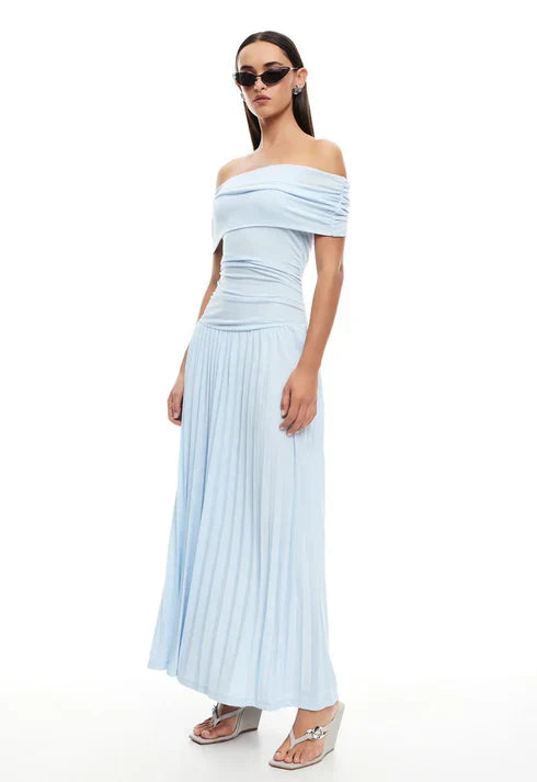 Sky blue off-shoulder pleated maxi dress, a stunning and chic party dress.