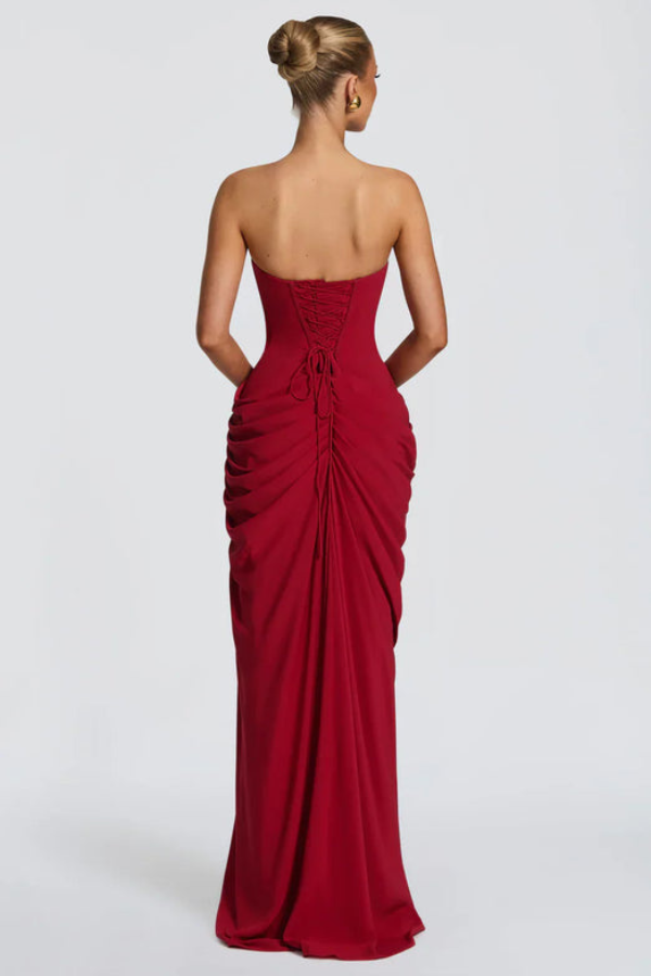 Versatile women's elegant maxi dress, a flowing formal gown for evening parties & events.