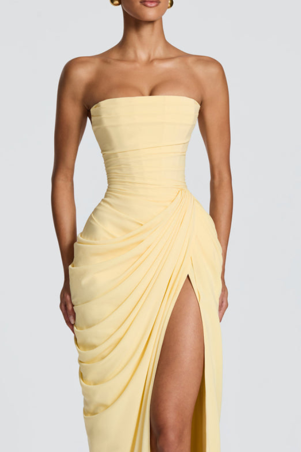 Women's elegant party dress, a flowing maxi gown ideal for celebrations & evening wear.