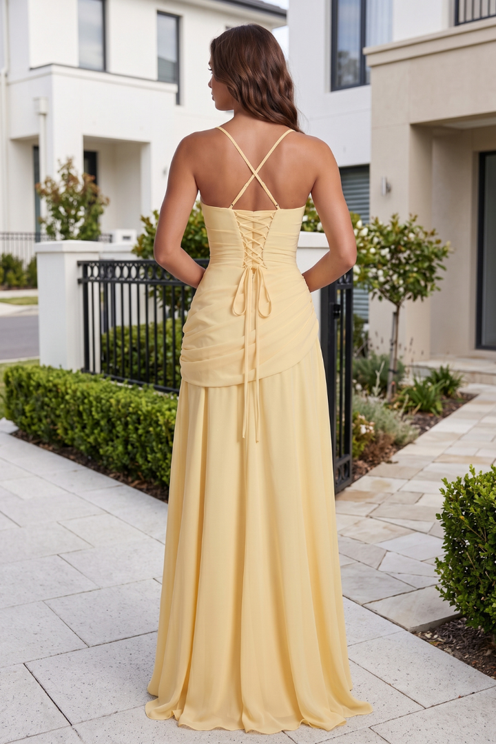 Versatile women's maxi dress, offering elegant style for casual outings or special events.