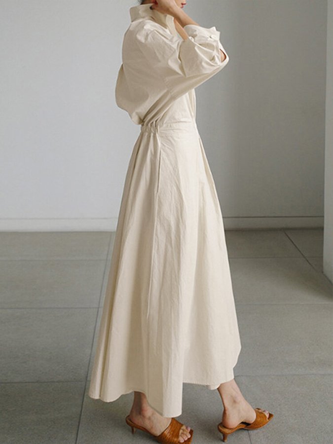 Sophisticated women's elegant flowy long dress, a timeless maxi style for versatile occasions.
