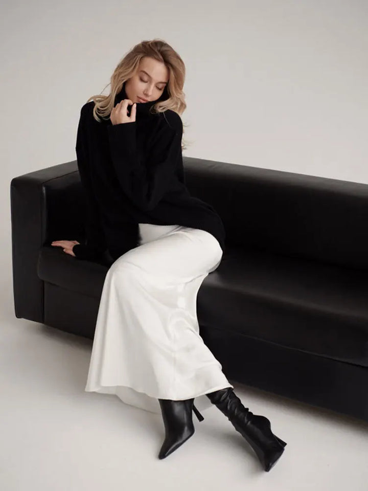 Formal women's high waist fishtail maxi skirt, a sophisticated choice for evening galas.