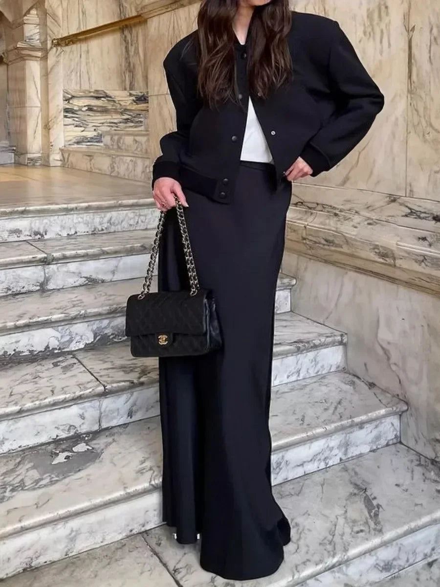 Formal high waist fishtail maxi skirt, a sophisticated women's option for evening galas.
