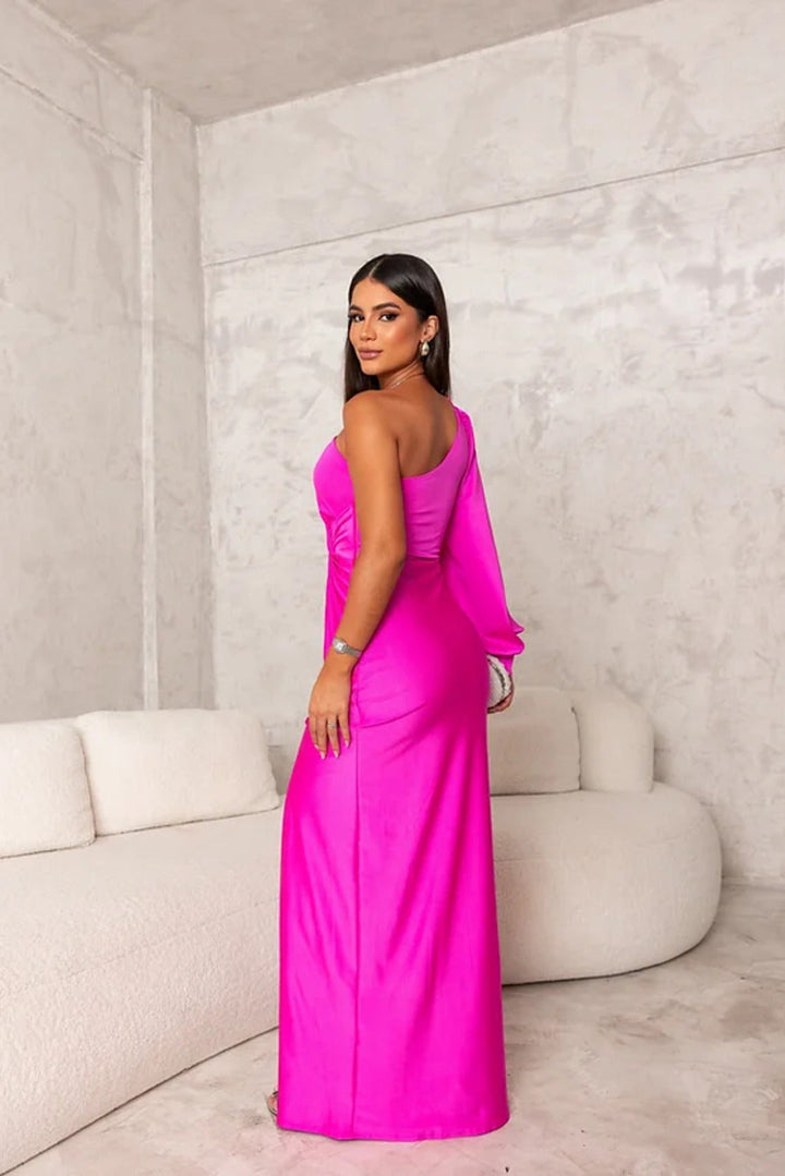 Chic women's one-shoulder evening dress, a glamorous satin maxi gown for special occasions.