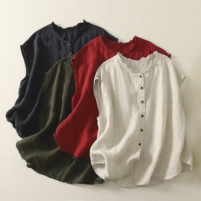 Chic women's sleeveless blouse cardigan, elegant & minimalist. Essential top for versatile spring/summer fashion.