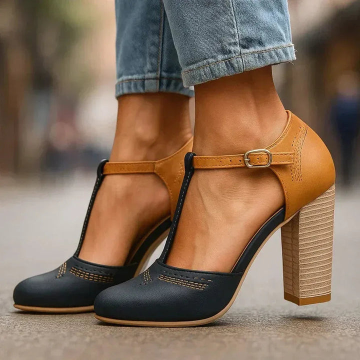 Comfortable women's two-tone pumps with a stable block heel, ideal for daily wear and fashion.