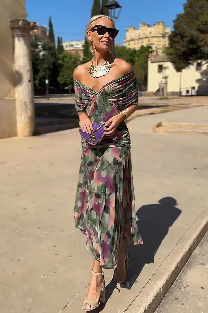 Long V-neck formal dress for women, elegant pleated maxi for wedding guests & special occasion wear.