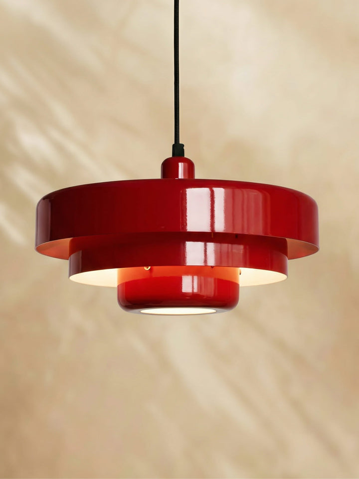 Elegant vintage LED pendant light for stylish home illumination.