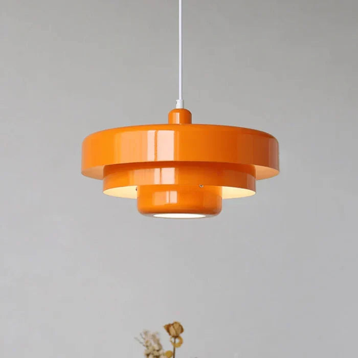 Elegant metal vintage pendant lamp, a key piece for home decor.