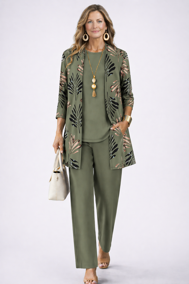 Elegant women's 3-piece blazer, top & trousers set. Perfect for business casual or chic events.