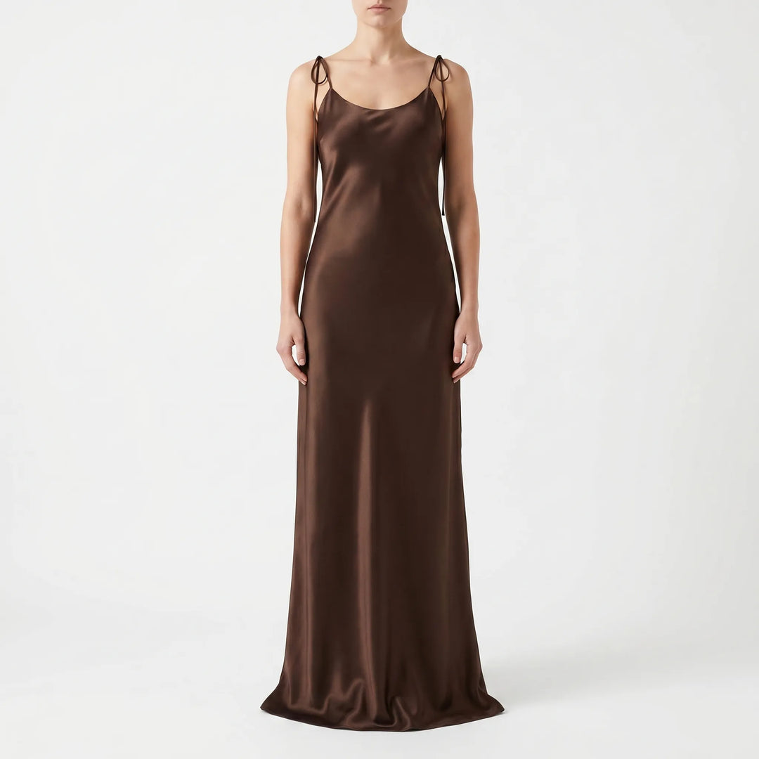 Sleek women's sleeveless v-neck backless evening gown, ideal for galas & special occasions.