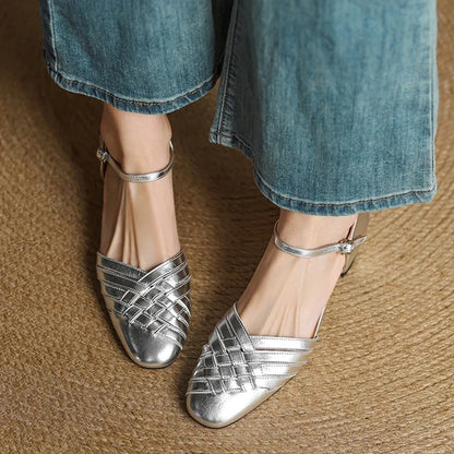 Versatile beige block heels for women, elegant and comfortable with an adjustable ankle strap.