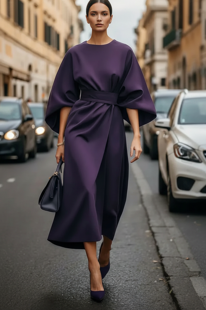 Versatile women's black party dress, elegant for evening wear & special occasions. Classic cocktail style.