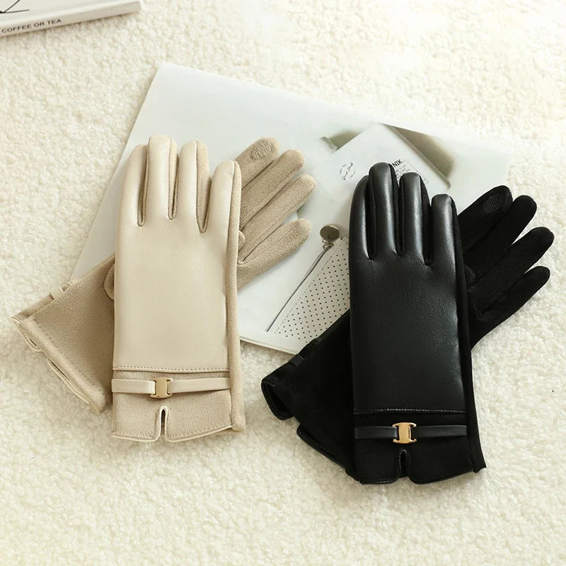 Elegant women's black leather touchscreen gloves, perfect for winter warmth & style.
