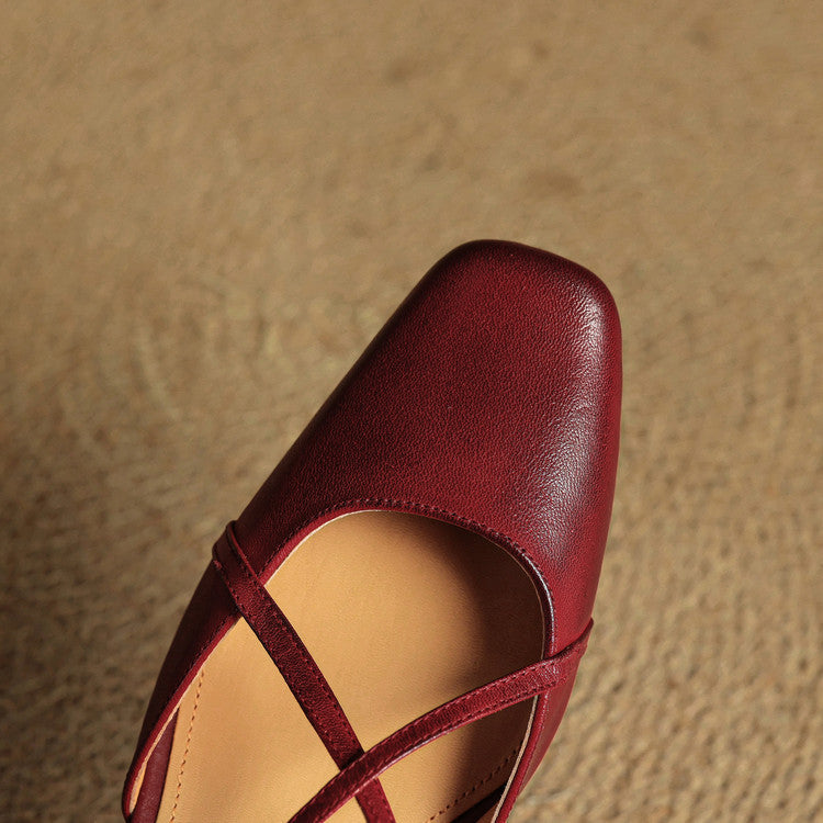 Comfortable women's block heels with an adjustable strap, perfect as dress shoes or formal wear.