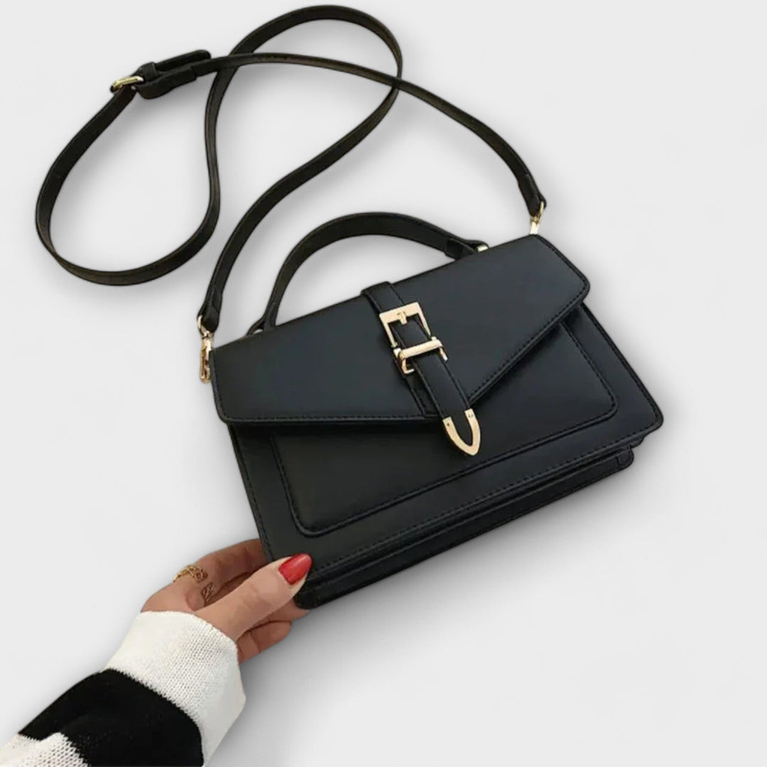 Timeless women's classic flap shoulder bag, an elegant and versatile accessory designed for everyday fashion and practicality.